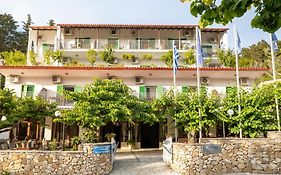 Bastas Hotel
